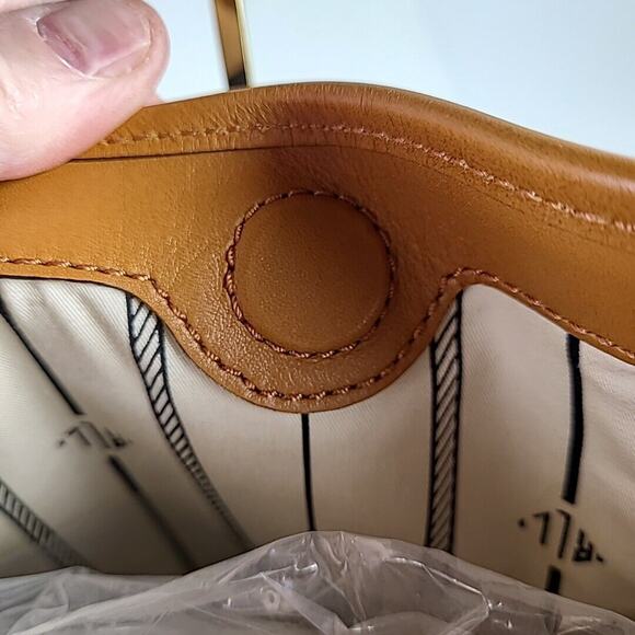 LAUREN by RALPH LAUREN Caldwell Beltin Equestrian Design Convertible Hobo NEW - Picture 11 of 13